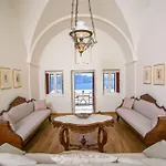 Elegant Santorini Mariniou Private Hot Tub Air Conditioning Villa *