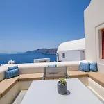 Elegant Santorini Mariniou Private Hot Tub Air Conditioning *