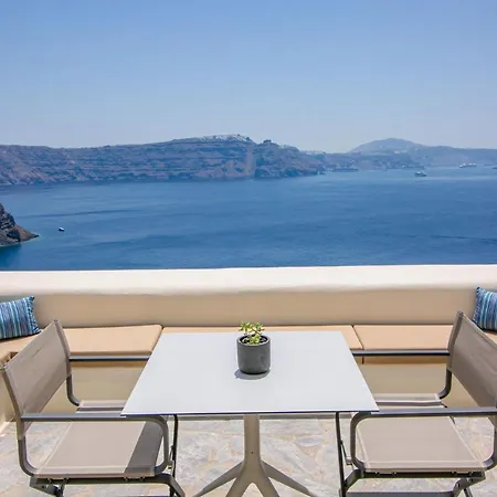 Aloia Villas Santorini Two Bedroom Villa With Indoor Hot Tub Mariniou *
