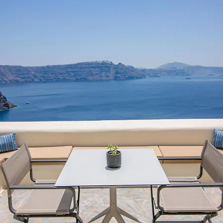 Elegant Santorini Mariniou Private Hot Tub Air Conditioning