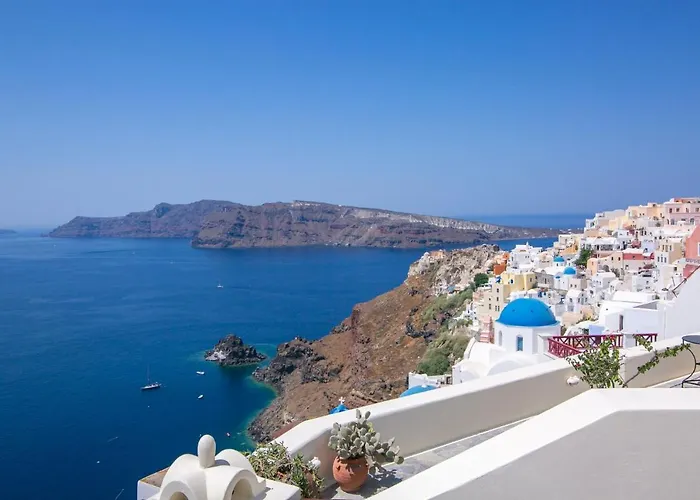 Elegant Santorini Mariniou Private Hot Tub Air Conditioning *