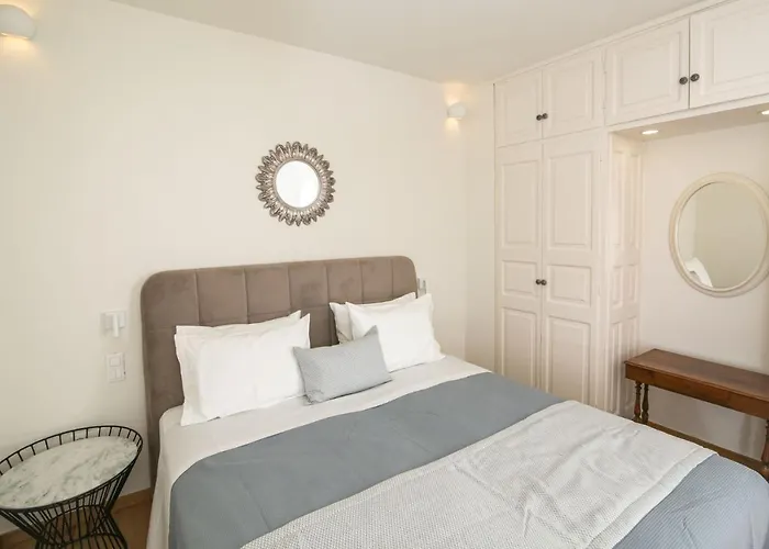 Elegant Santorini Mariniou Private Hot Tub Air Conditioning Oia