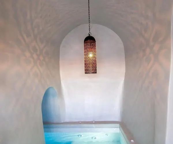 Villa Elegant Santorini Mariniou Private Hot Tub Air Conditioning *